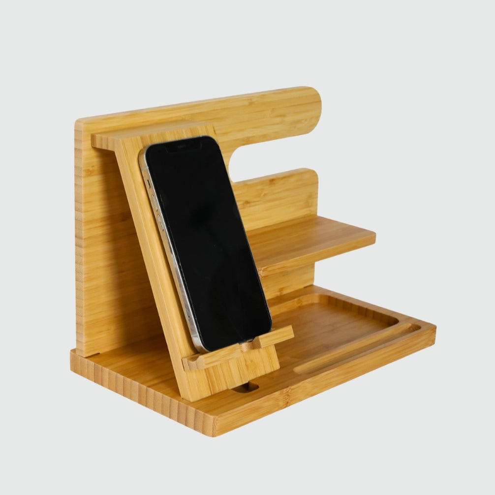 Organisateur de bureau en bambou avec station de charge — vue 2